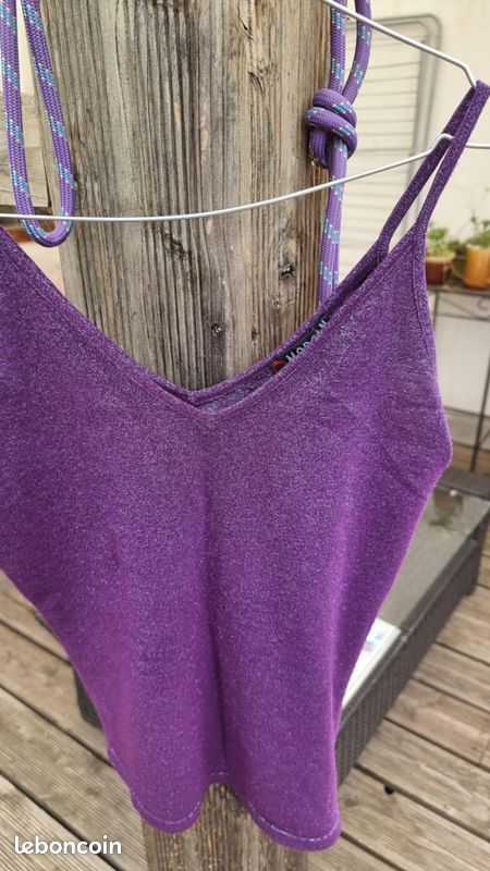 Oséree Maillot de bain à col roulé pailleté Large En vente sur Oséree Maillot de bain à col roulé pailleté Large En vente sur