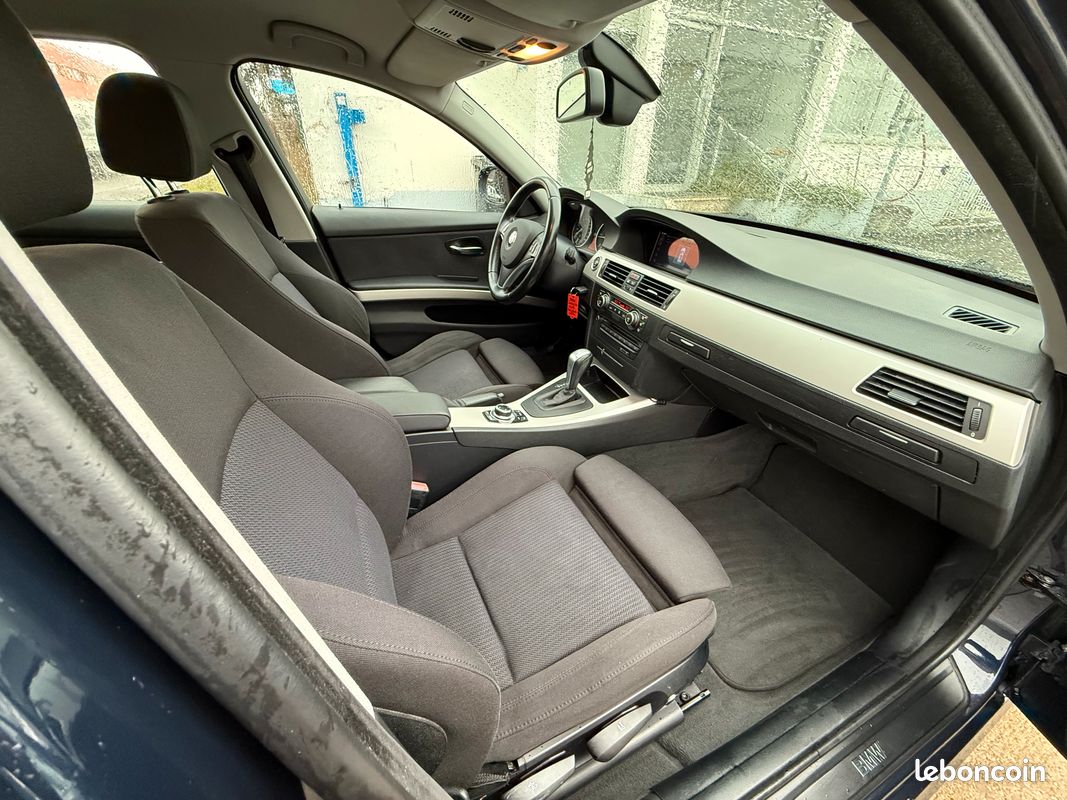 Porte Avant Droit BMW 3 Touring E91 320d - Réf. 7203644, Occasion, Couleur Titan-silber