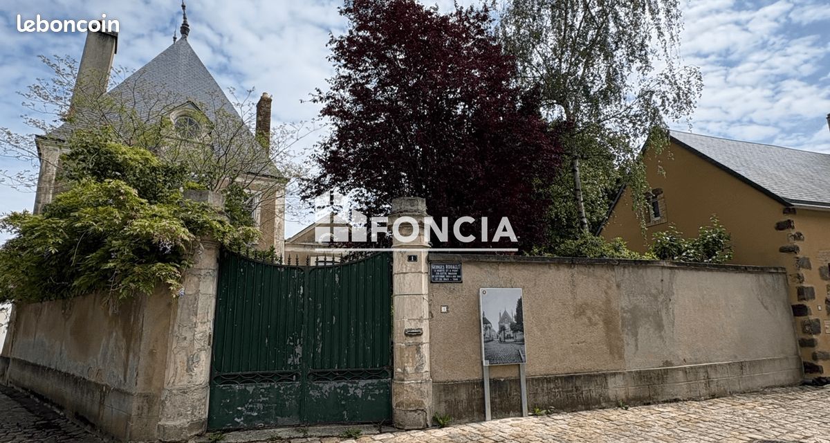Maison 9 pièces 203 m² · à Beaumont-sur-Sarthe · 203 m² · 263 000 €