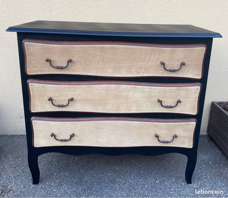 Commode (image 2)