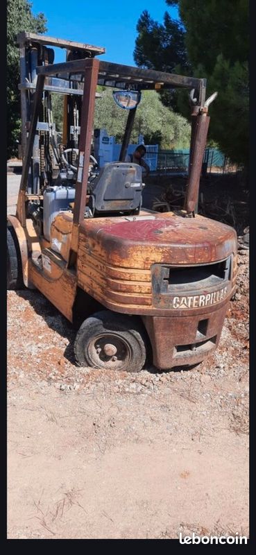 Élévateur caterpillar (image 2)