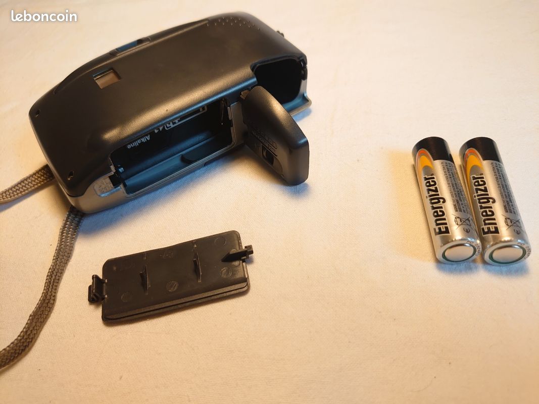 Appareil Photo Compact NIKON Nuvis S - Pour Pièces Détachées Ou Besoin De Batterie - Occasion