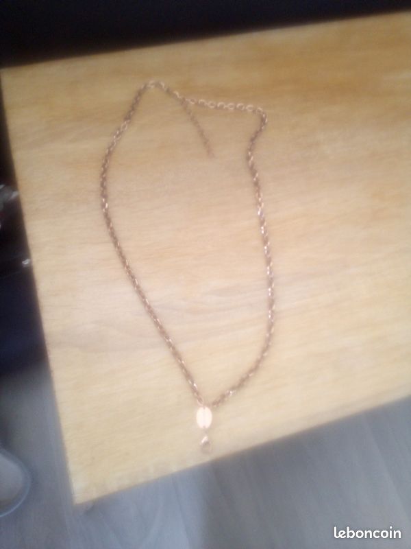 Collier (image 2)