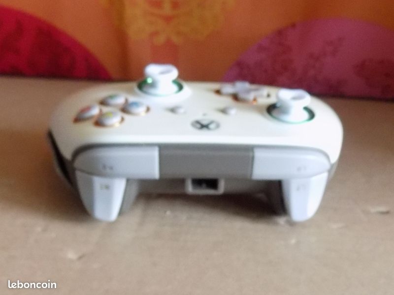 Manette filaire xbox one fusion blanche (image 6)
