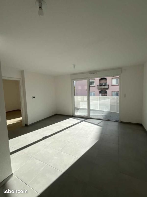 Appartement 2 pièces 42 m² · à Saint-Louis · 42 m² · 651 €/mois