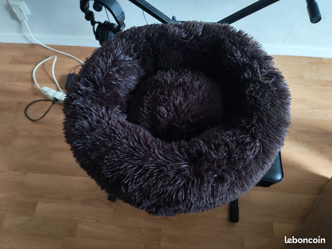 Coussin chat moelleux (image 1)