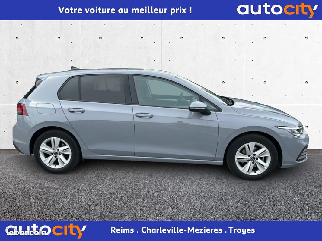 VOLKSWAGEN GOLF 1.5 eTSI OPF - 150 - BV DSG 7 VIII BERLINE Life 1st (image 4)