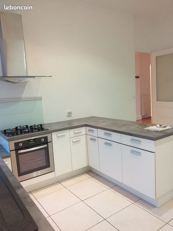 Appartement 3 pièces 105 m² · à Saint-Étienne · 105 m² · 730 €/mois