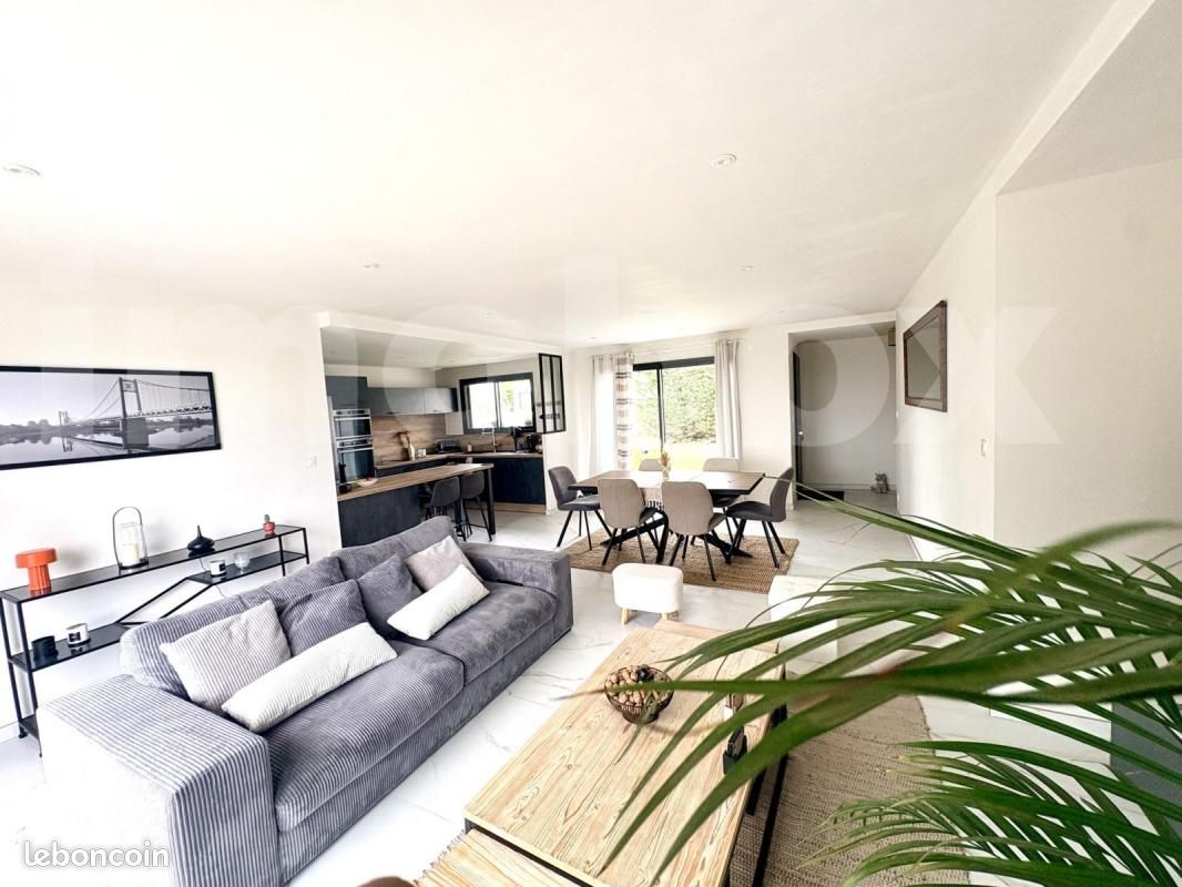 Maison 5 pièces 106 m² · à Orée d'Anjou · 106 m² · 316 990 €
