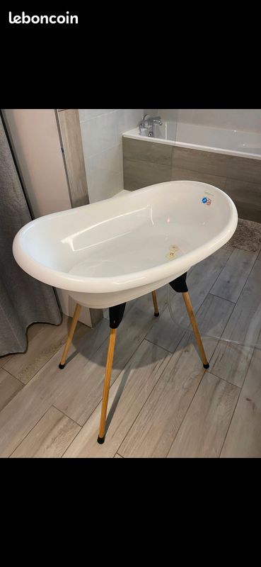 Baignoire sur pieds pour bébé (image 1)