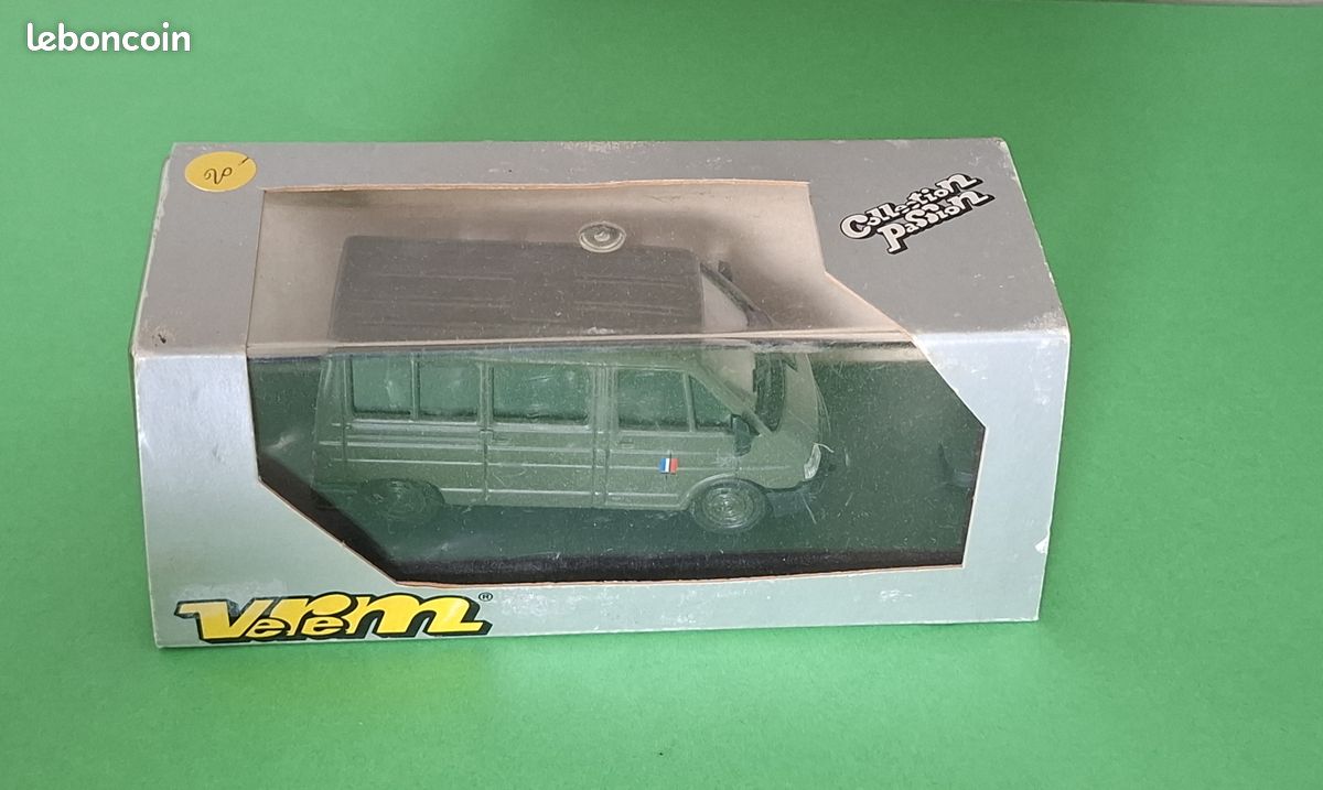 Renault Trafic Mairie De Paris – Verem Solido 225 – 1/43 – Vert – Occasion