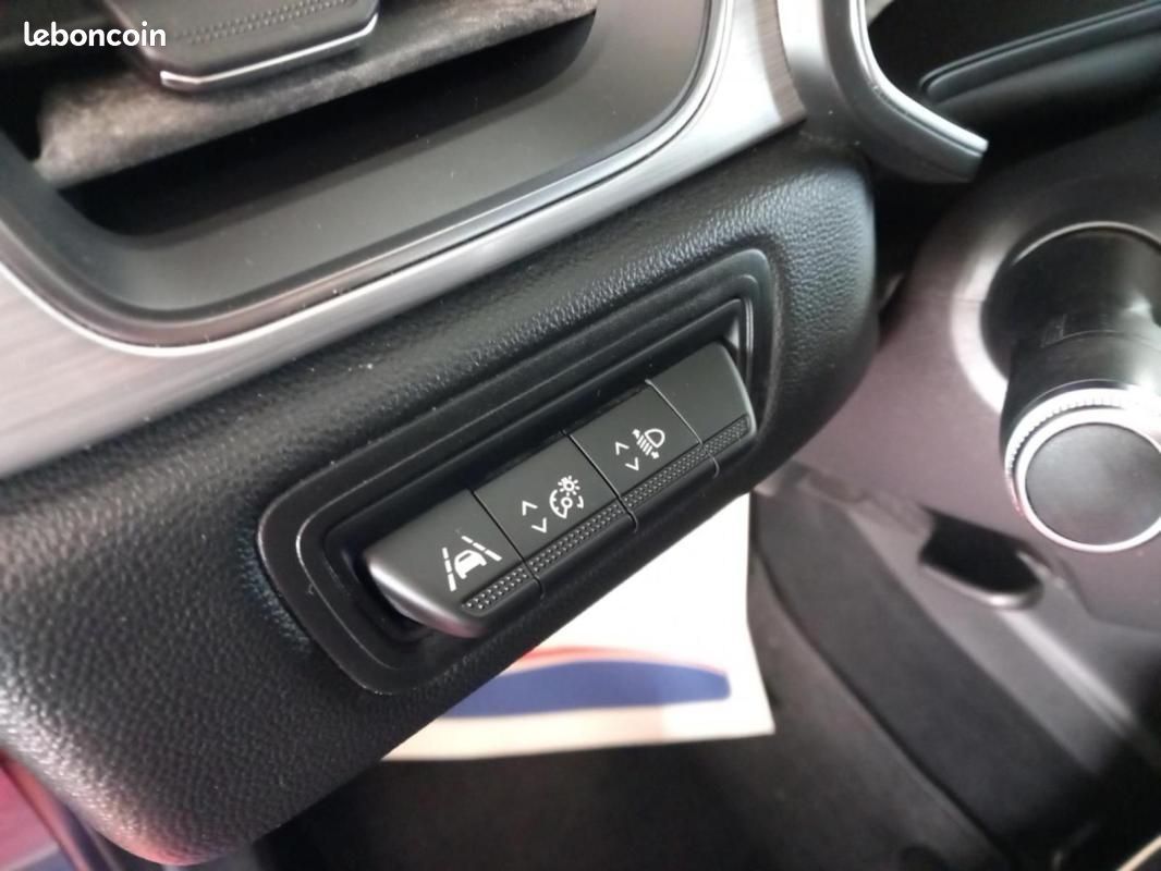 Renault Captur Blue dCi 115 EDC Intens (image 20)