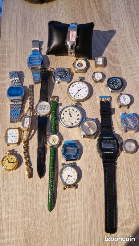 Lot De 2 Montres Vintage - Argenté Et Doré, Une Mécanique Et Une à Quartz - Occasion