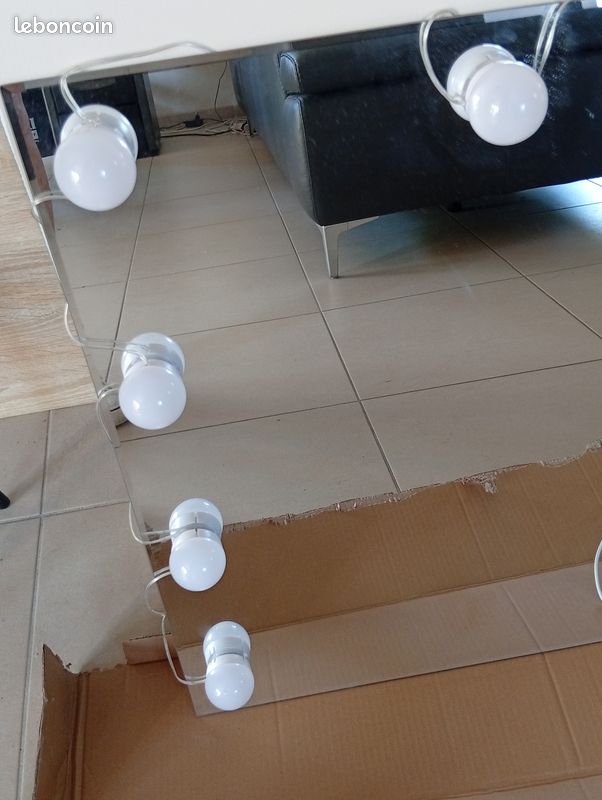 Miroir coiffeuse avec lampe (image 2)