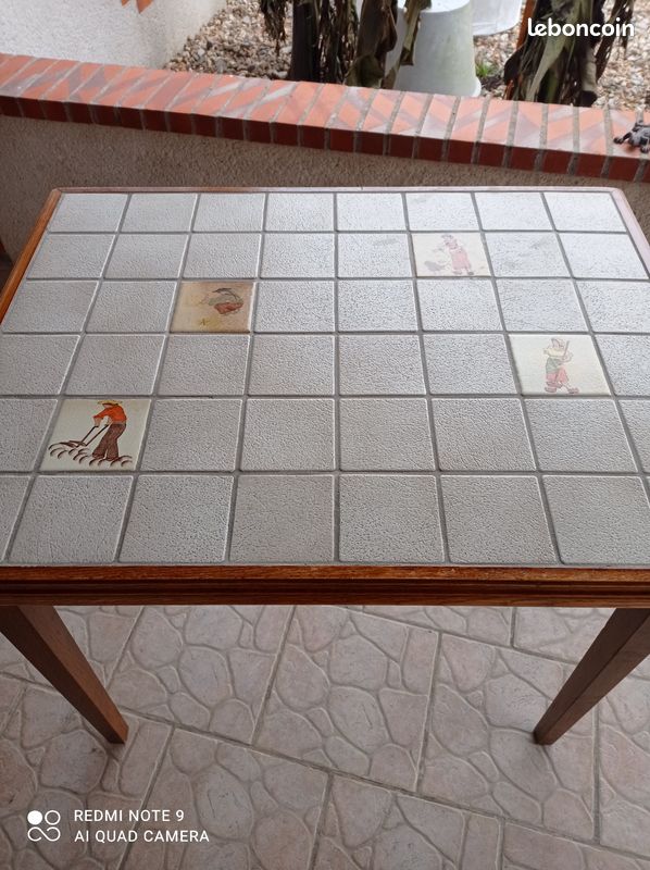 Table (image 1)