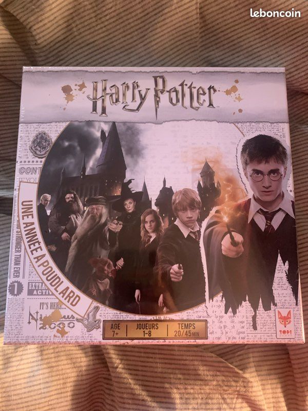 Jeu Harry Potter une année à Poudlard neuf sous blister (image 1)