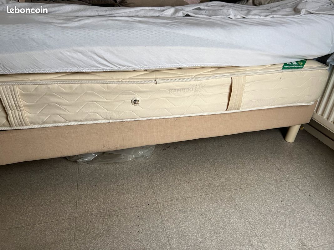 Matelas et sommier (image 1)
