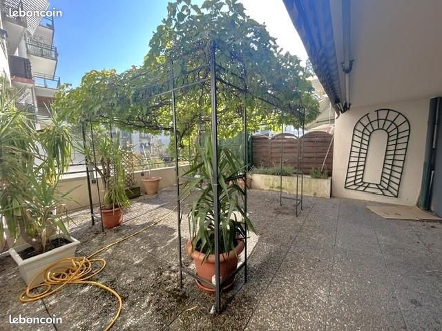 Appartement 4 pièces 82 m² · à Villeurbanne · 82 m² · 300 000 €