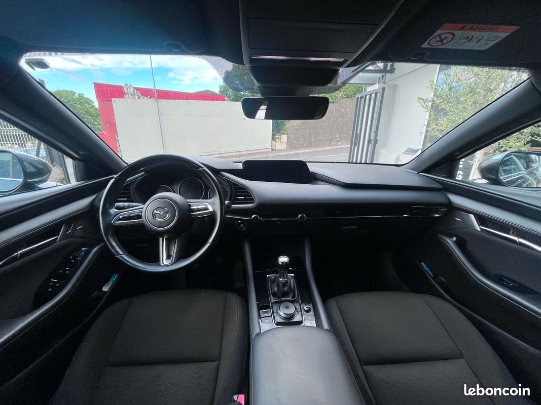 MAZDA MAZDA 3 2.0 Skyactiv-x 180ch AWD Sportline / Suivit Mazda/ Vidange Neuve / Garantie Mazda / Bien Optionné / (image 14)