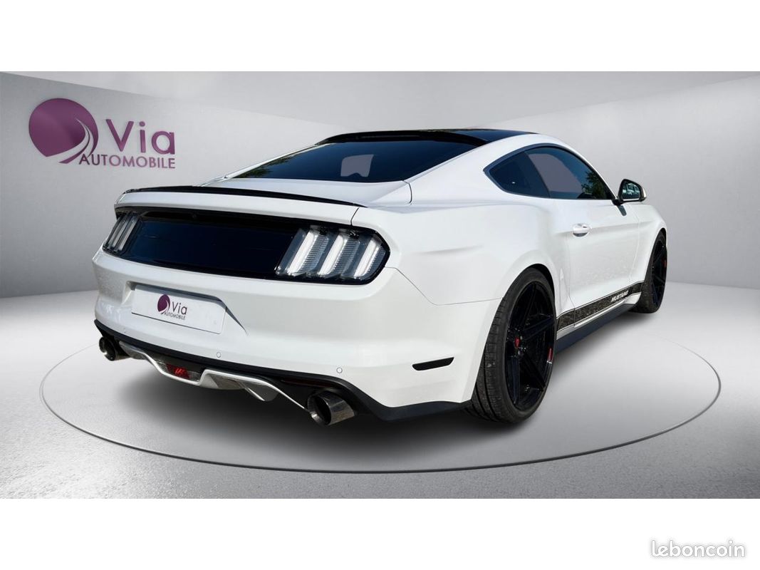 FORD MUSTANG Fastback 2.3 EcoBoost 317 COUPE - ENTRETIENS FORD / SIEGES CHAUFFANTS ET VENTILES / CAMERA DE RECUL (image 8)
