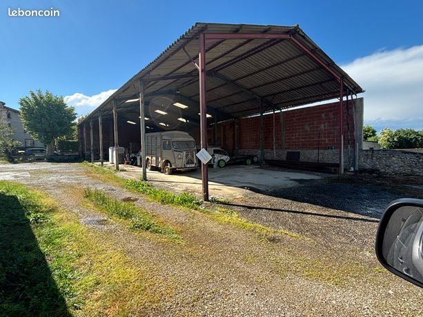 Hangar