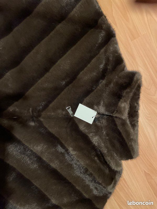Blouson fausse fourrure (image 2)