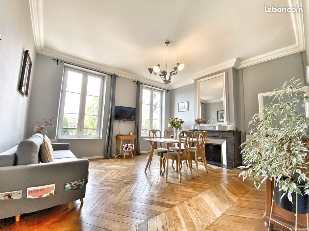 Appartement 2 pièces 50 m² · à Metz · 50 m² · 910 €/mois