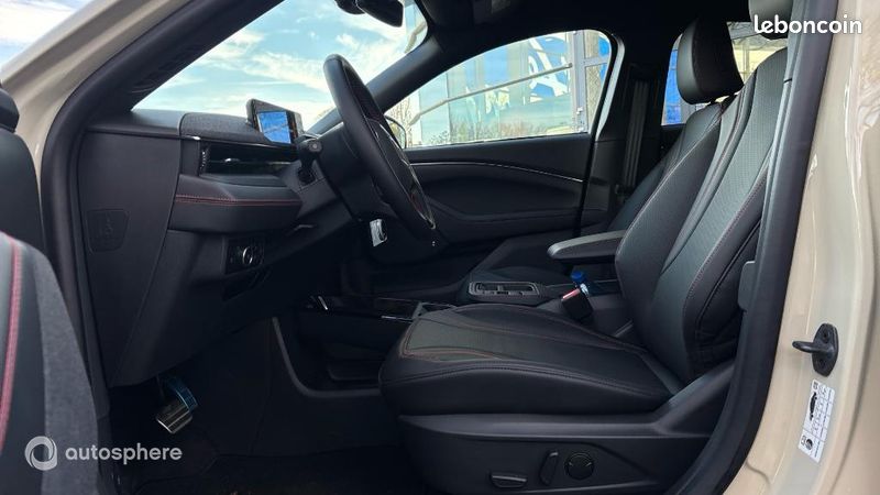 Ford Mustang Mach-E 276ch Extended Range 88kWh Premium Propulsion (image 12)