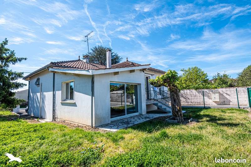 Maison 3 pièces 106 m² · à Béguey · 106 m² · 223 650 €