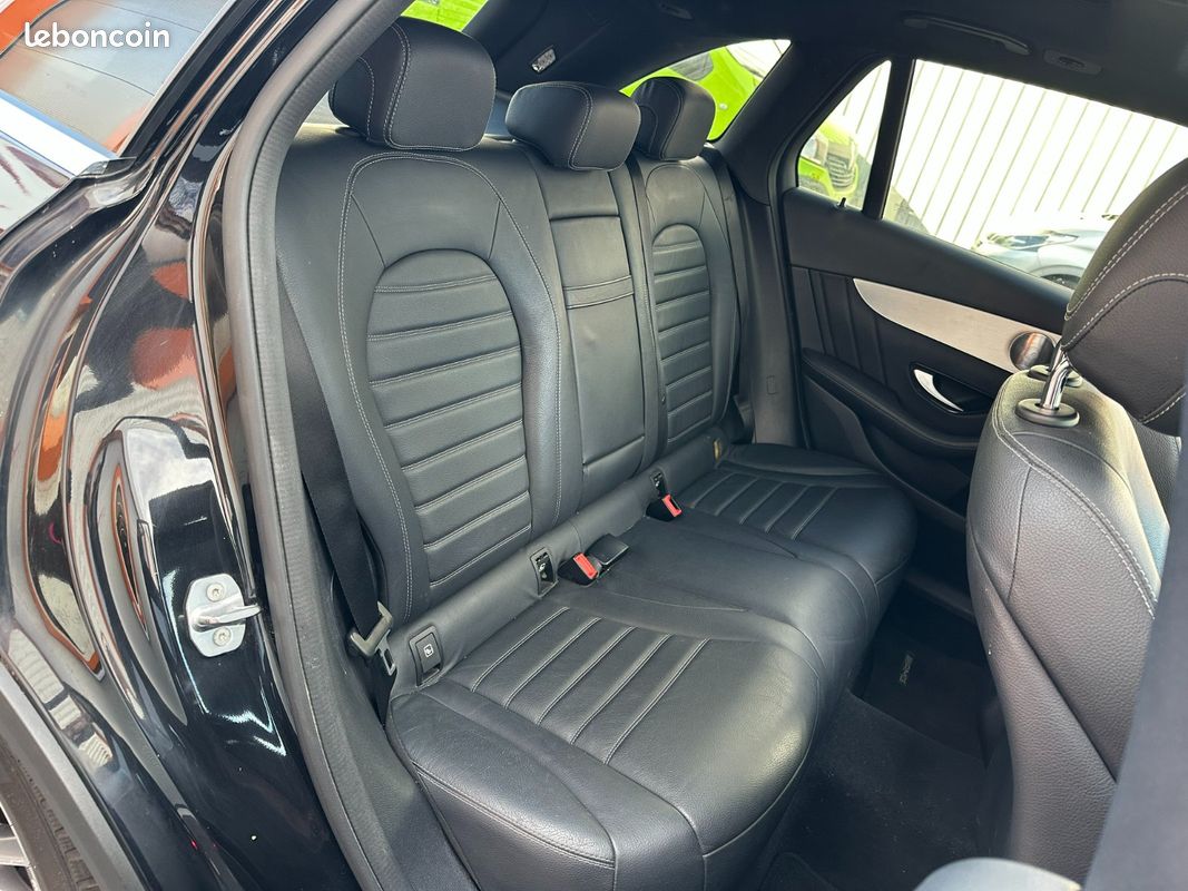 MERCEDES GLC 220 d 9G-Tronic 4Matic Fascination Pack AMG *Entretien complet Mercedes (image 19)