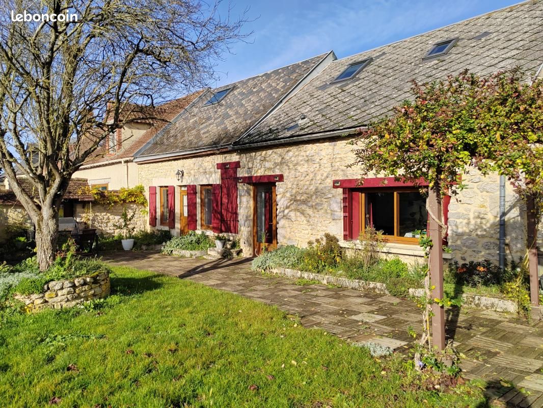 Maison 6 pièces 135 m² · à Éole-en-Beauce · 135 m² · 183 000 €