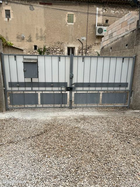 Portail 2 vantaux (3,50 X 1,45m (image 1)