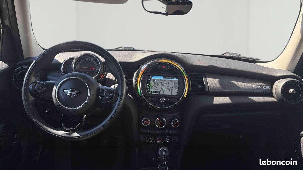 Mini F55 LCI Hatch 5 Portes Cooper 136 ch Edition Heddon Street (image 13)