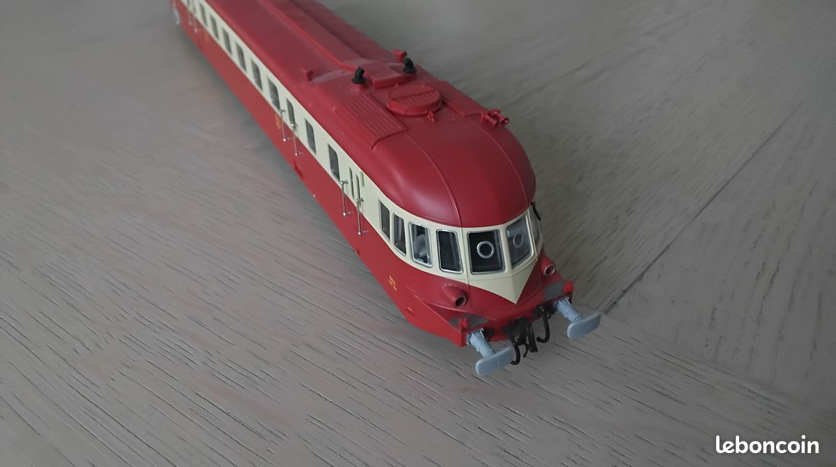 Electrotren: railcar ABJ X 3000 SNCF
