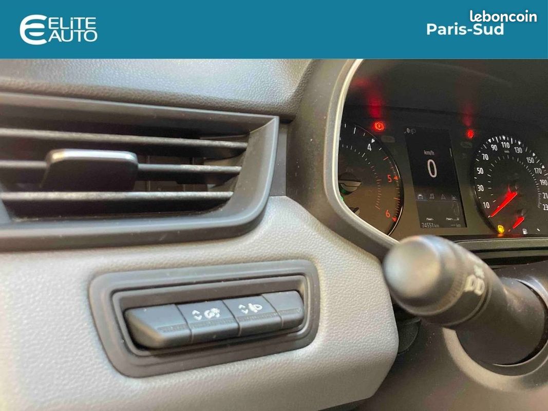 Renault clio societe blue dci 85 air nav (image 18)