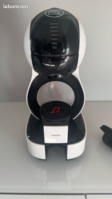 Lumio Dolce Gusto Flashing Red Nescafe Dolce Gusto Drop Coffee