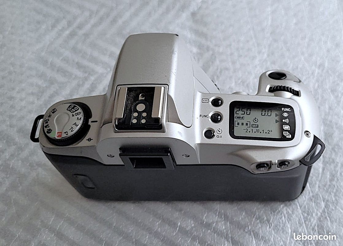 Appareil Photo Reflex Canon EOS 500N Argentique - Pour Pièces Ou Réparation, Vintage