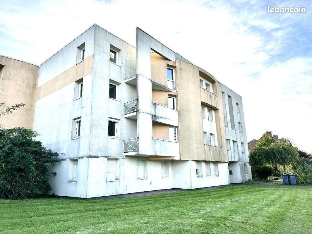 Appartement 1 pièce 17 m² · à Arras · 17 m² · 330 €