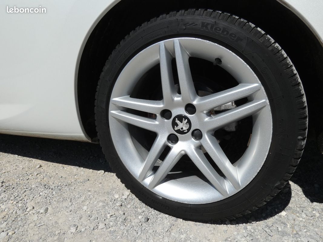 PEUGEOT 308 CC 2.0 HDi 163ch Féline (image 30)