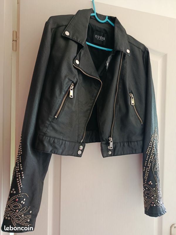 Perfecto Guess taille 38 Vêtements