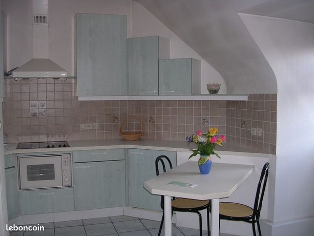 Studio 1 pièce 28 m²
