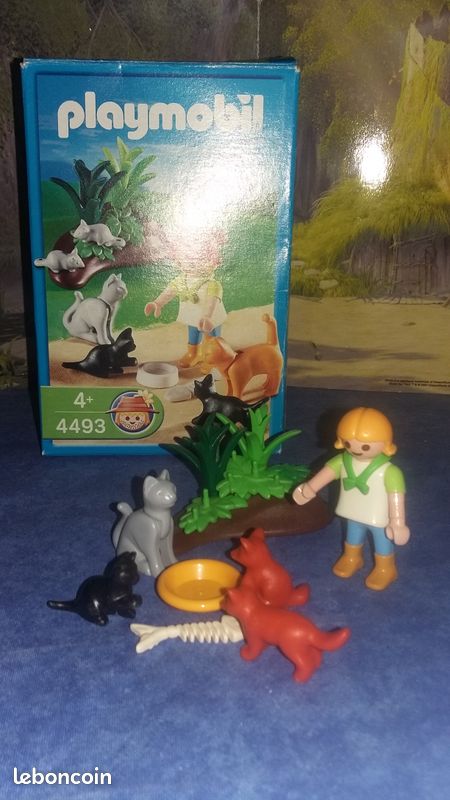4493 Playmobil Enfant Famille de chat (image 1)
