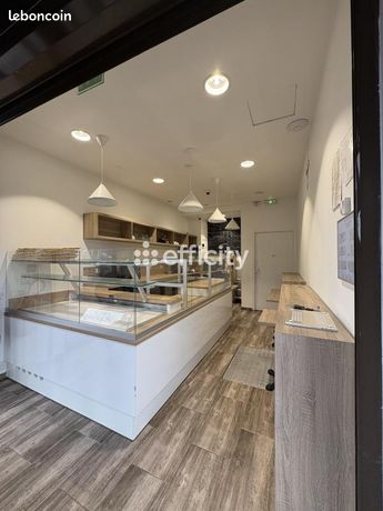 Immeuble 13 pièces 380 m²
