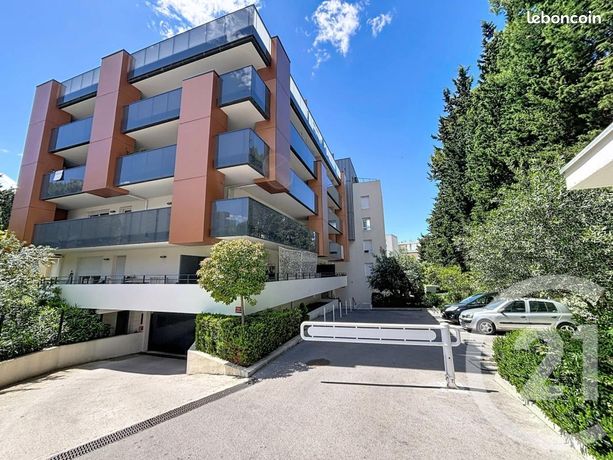 Appartement 4 pièces 76 m² — 10