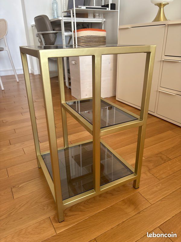 Table d’appoint métal doré et verre (image 3)