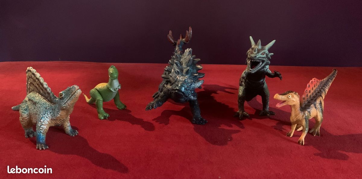 Lot Figurines dinosaures (image 1)