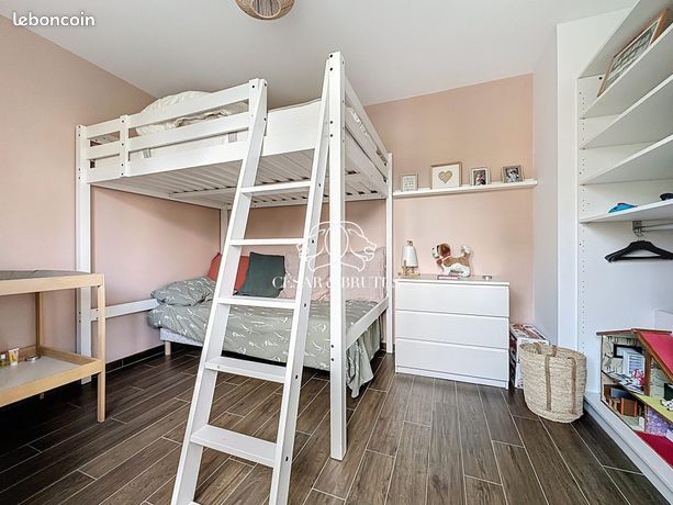 Maison 5 pièces 180 m² — 15