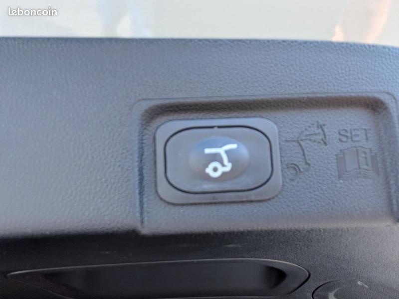 Ford Puma 1.0 EcoBoost Hybrid 125ch ST-Line X S&S Powershift (image 21)