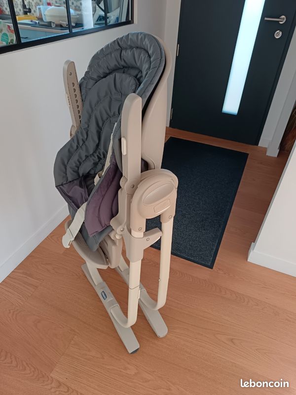 Équipement bebe chaise haute (image 2)