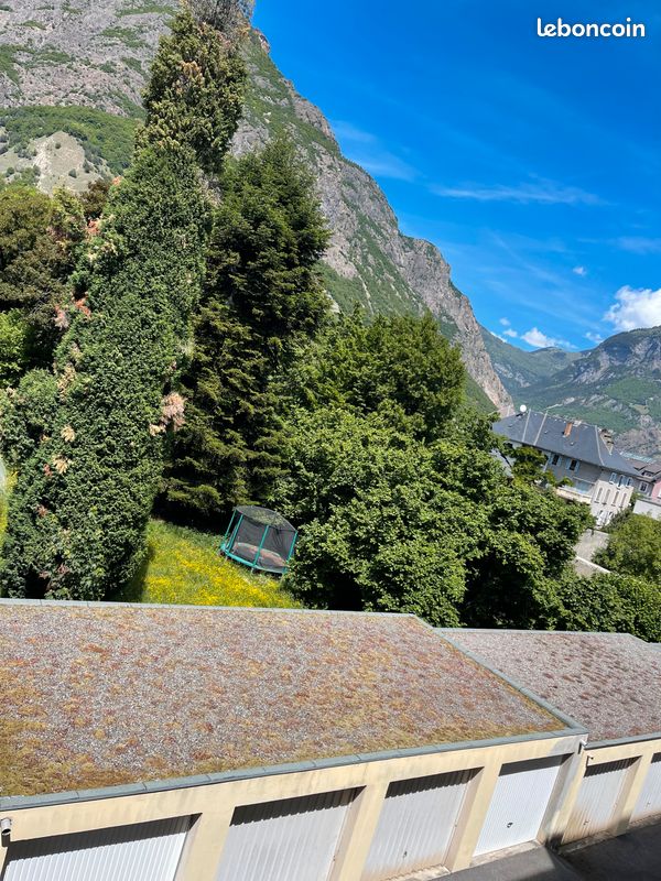 Appartement 3 pièces 73 m² · à Saint-Jean-de-Maurienne · 73 m² · 225 000 €